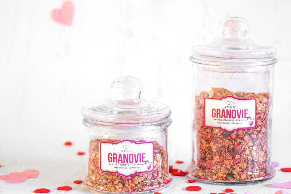 Granola, valentijnsrecept, voor romantisch ontbijtje - Xavies - 19 euro voor bokaal van 500 gram