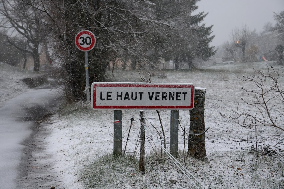 De toegang tot Haut-Vernet werd vrijdag geblokkeerd voor de reconstructie.