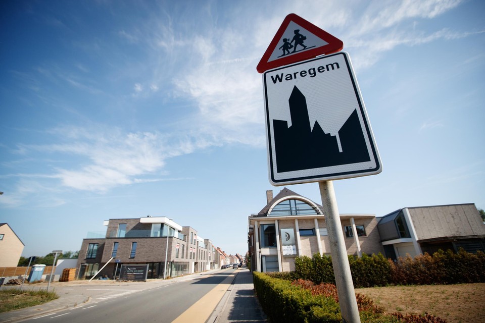 Er is in Waregem geen sprake van een fusie met andere gemeenten. 