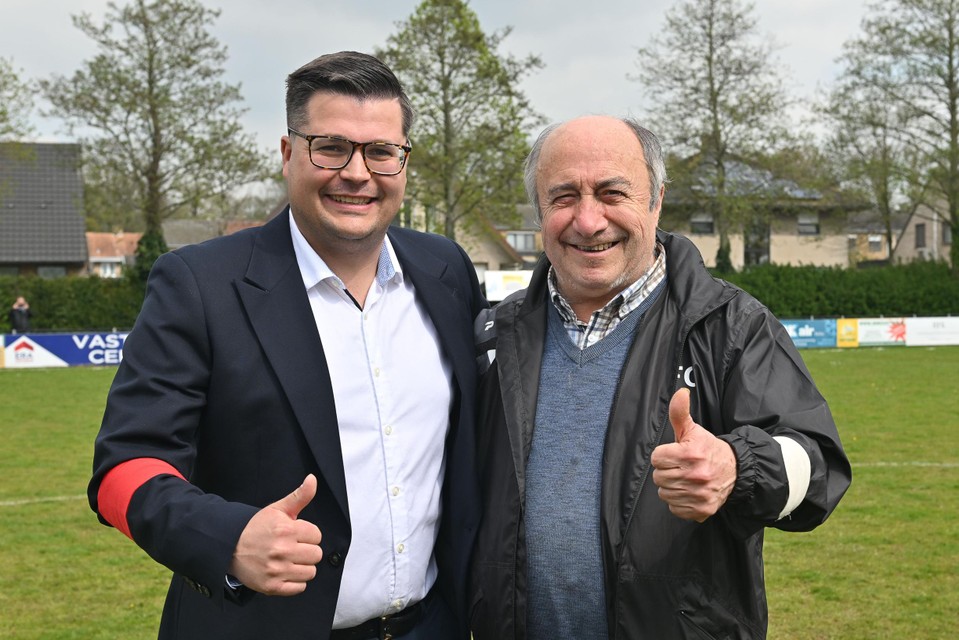 Jean-Pierre Deblauw (right) with trainer Karim Stockx.