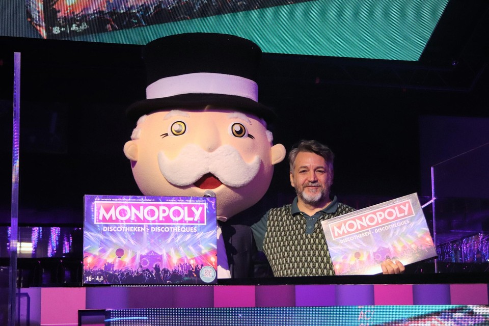 DJ 4T4 is de geestelijke vader van deze speciale editie van Monopoly en bedacht het concept op basis van de docu-reeks Platendraaiers.  