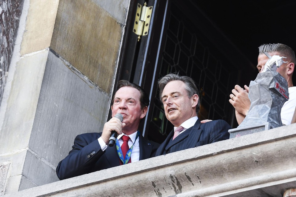 De Wever en Gheysens maandag op de kampioenenviering