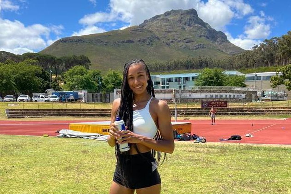 Nafi Thiam slooft zich uit in het Zuid-Afrikaanse Stellenbosch om haar nieuwe seizoen voor te bereiden. 