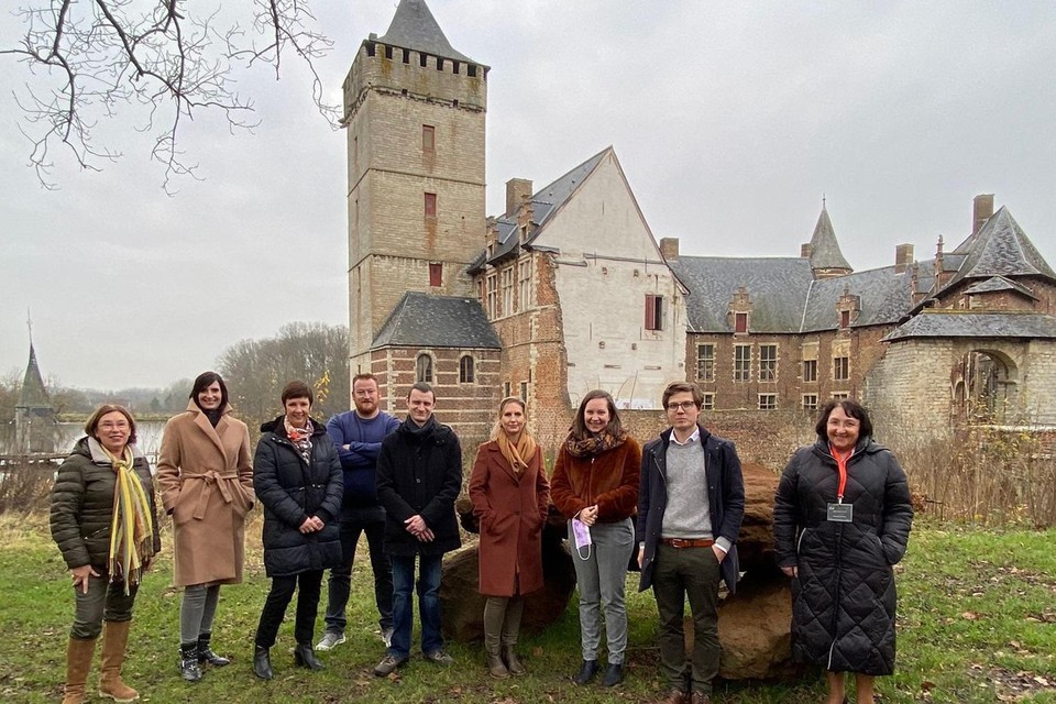 Vlaams volksvertegenwoordiger Allissia Claes en lokale N-VA mandatarissen brachten een bezoek aan Horst.
