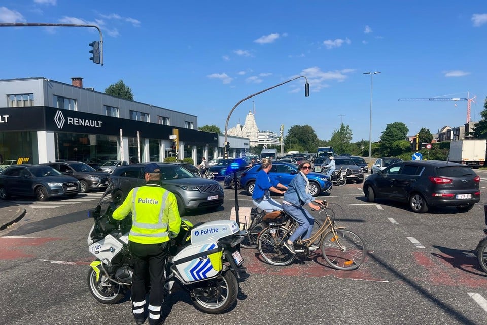 Huge crowds due to several incidents in the Antwerp region: « Traffic has been completely stopped in many places » (Antwerp)