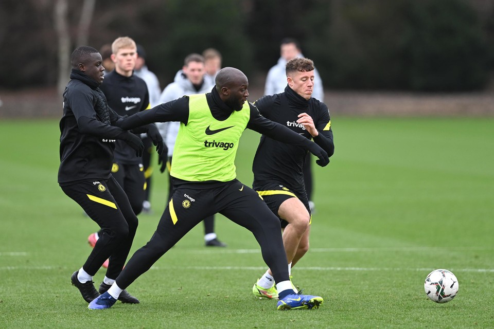Lukaku trainde maandag weer mee met de groep als voorbereiding op de derby tegen Tottenham. 