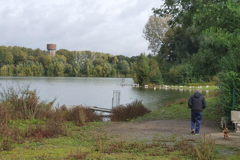 De sportzak met cocaïne waarvoor de ruzie ontstond zou gedumpt zijn in het Waesmeer in Tielrode.