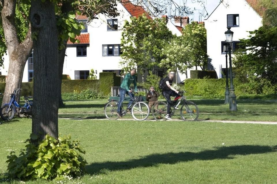Het Minnewaterpark in Brugge. 
