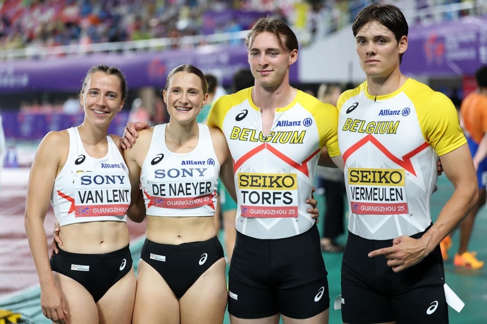 De Belgische mixed 4x400 meter-ploeg.