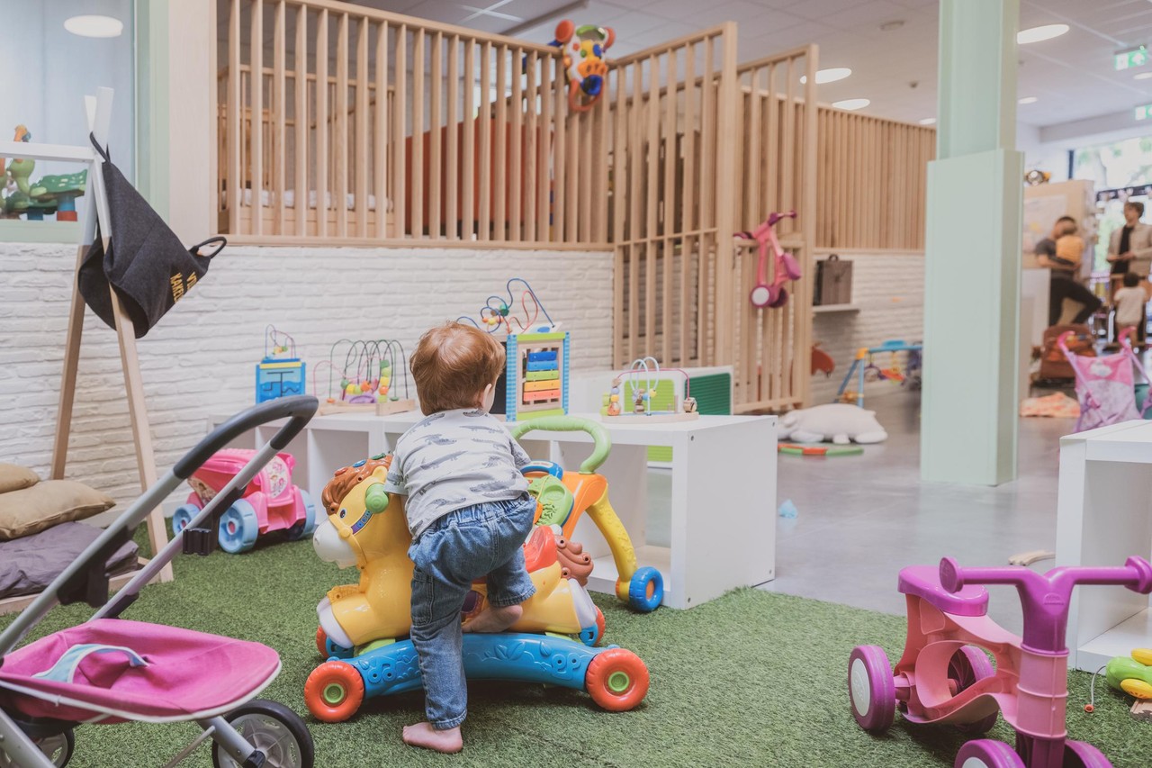 Tientallen Opvangplaatsen Voor Kinderen Omgeschakeld Naar ...