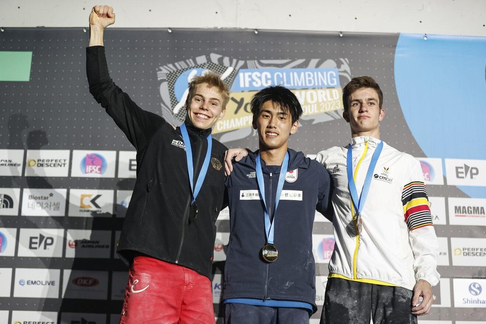 Op het WK bij de jeugd in Seoel vorig jaar haalde Hannes goud in de lead-competitie, en brons in het boulder.
