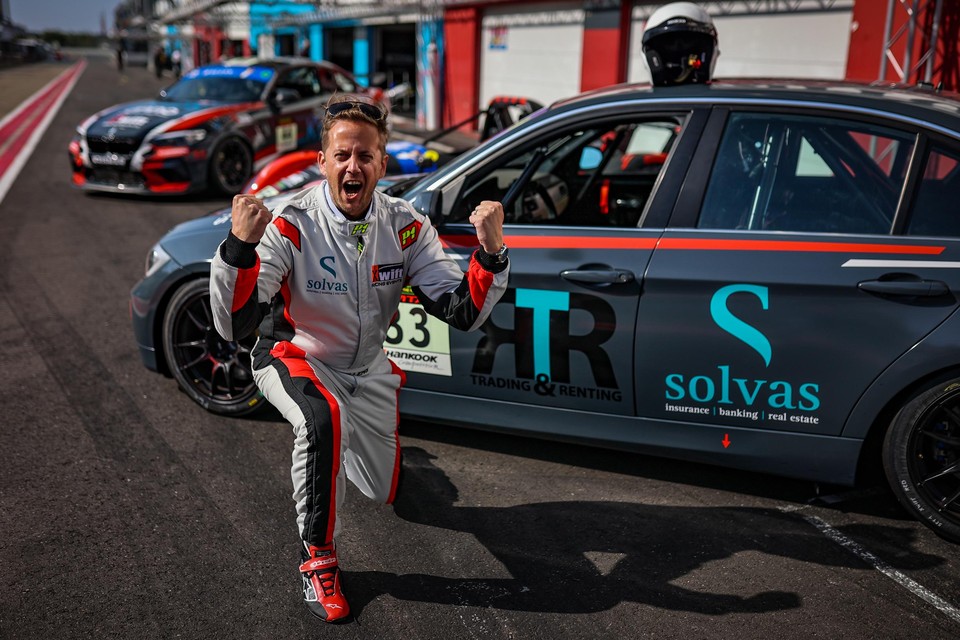Dominique Willems maakt zaterdag zijn debuut als racepiloot tijdens de 24 uur van Zolder.