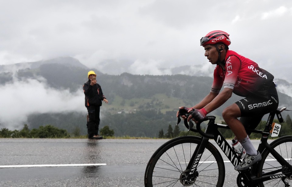 Nairo Quintana speelde een prominente rol op weg naar Tignes maar ook bij hem ging het licht uit. 