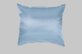 thumbnail: Satijnen kussen beautypillow - 23,95 euro via jochenvanhoudt.be