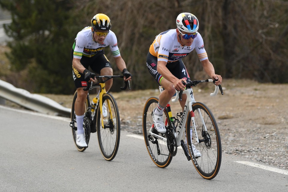 Enkel Roglic kon Evenepoel aanvankelijk volgen.