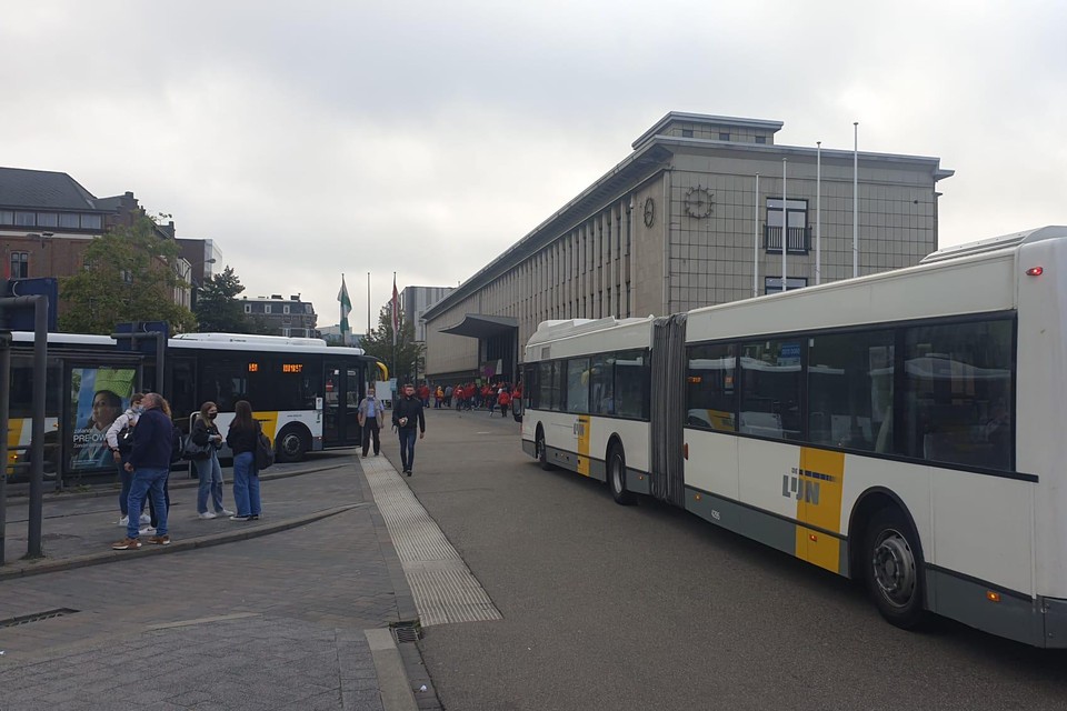 In Limburg rijdt 60 procent van de Lijn-bussen uit (Hasselt) | Nieuwsblad Mobile
