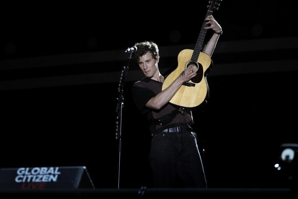 Shawn Mendes verdwijnt voor onbepaalde duur van sociale media.