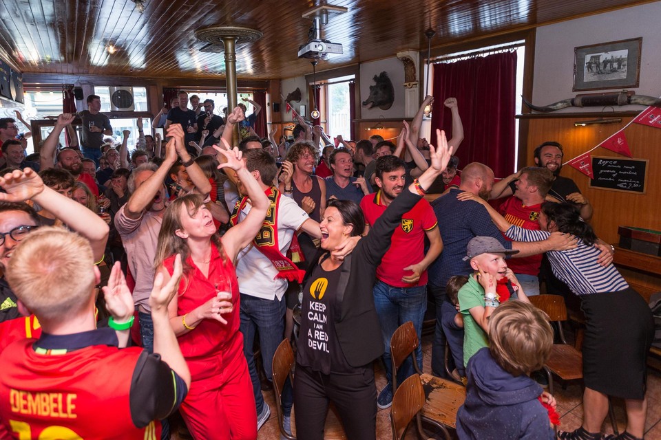 In een bomvol café uitzinnig vieren als de Rode Duivels scoren. In 2018 kon het nog.