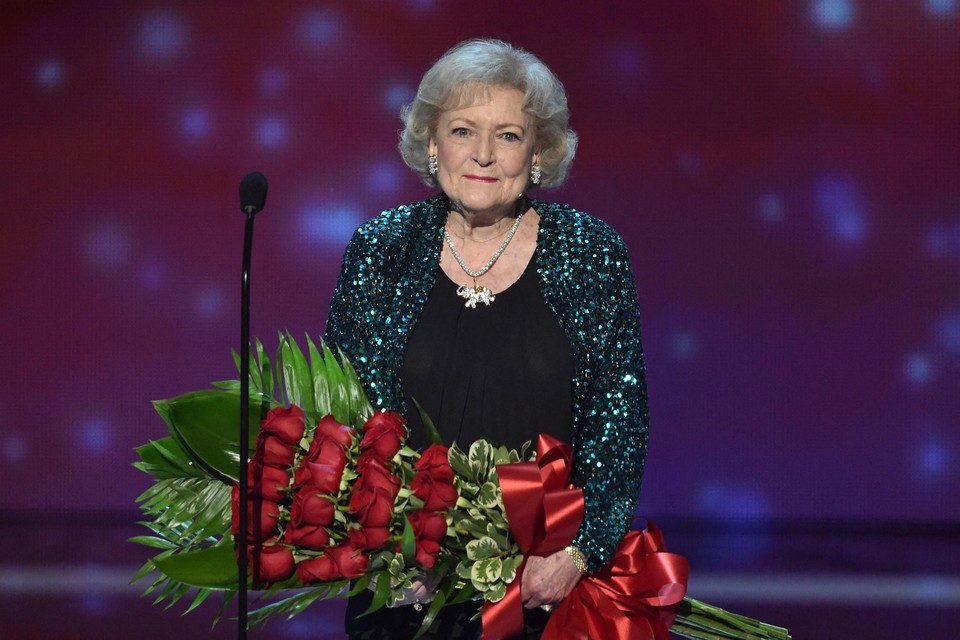 Hollywoodlegende Betty White stierf vrijdag, thuis in Los Angeles.  