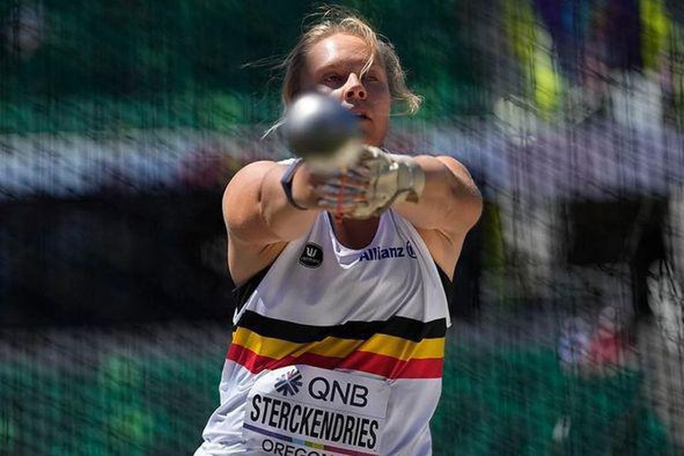 Vanessa Sterckendries wil op het EK de 70 meter overschrijden. 