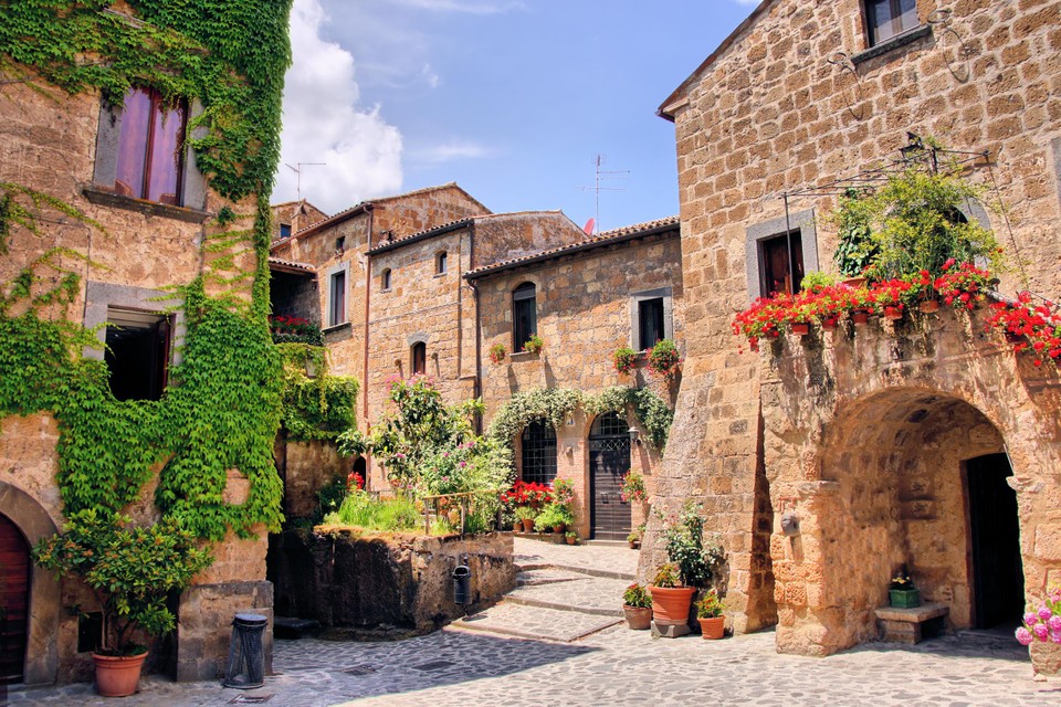 Een huis kopen voor 1 euro in Italië? Deze man weet er alles van, en kan het maar aanraden | Het Nieuwsblad Mobile