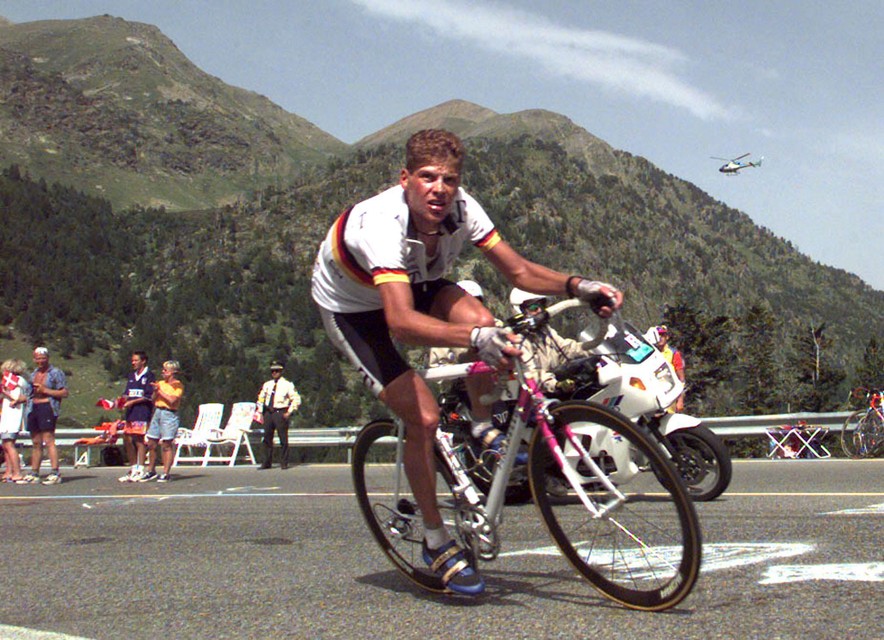 Jan Ullrich is voorlopig de allerlaatste renner die in hetzelfde jaar de Vuelta en een WK won: hij pakte dat jaar in Verona de tijdrittitel. 