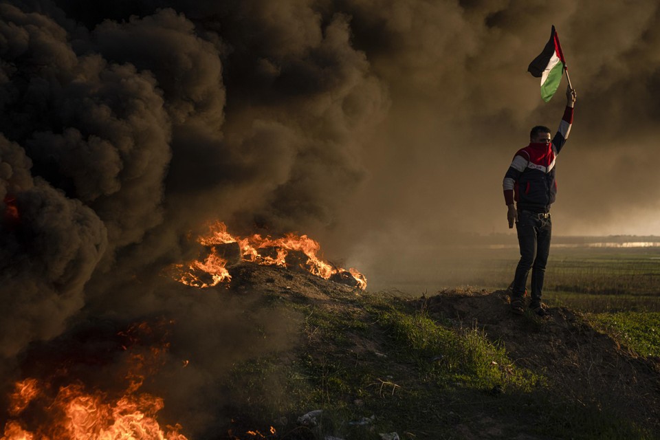 Palestijnen protesteren in Gaza tegen een dodelijke Israëlische militaire operatie.