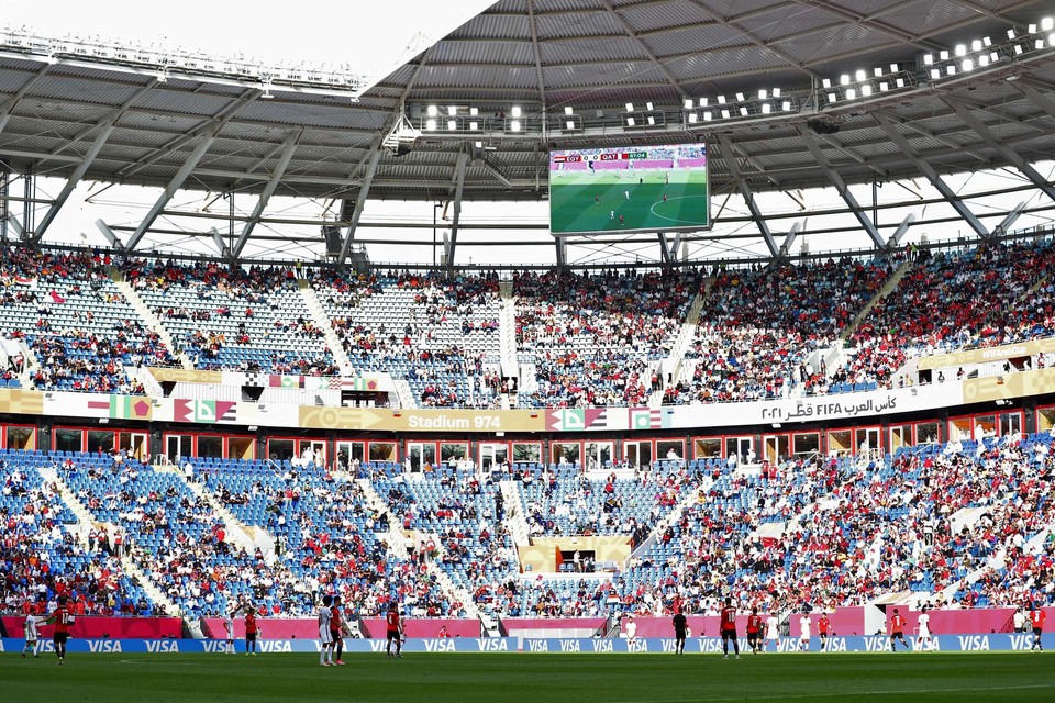 Een zitje bemachtigen in een van de acht WK-stadions wordt niet de grootste kost. 