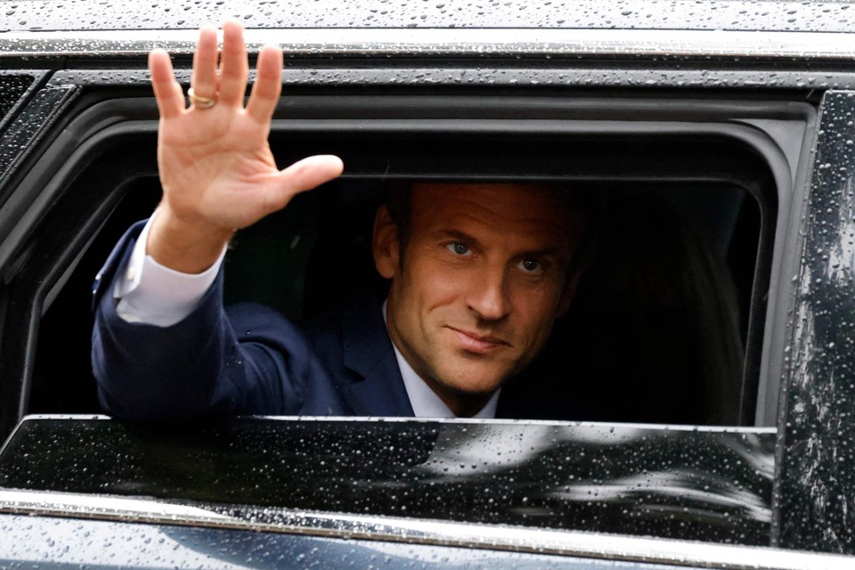 Macron zal op zoek moeten gaan naar compromissen met andere groepen in het parlement. 