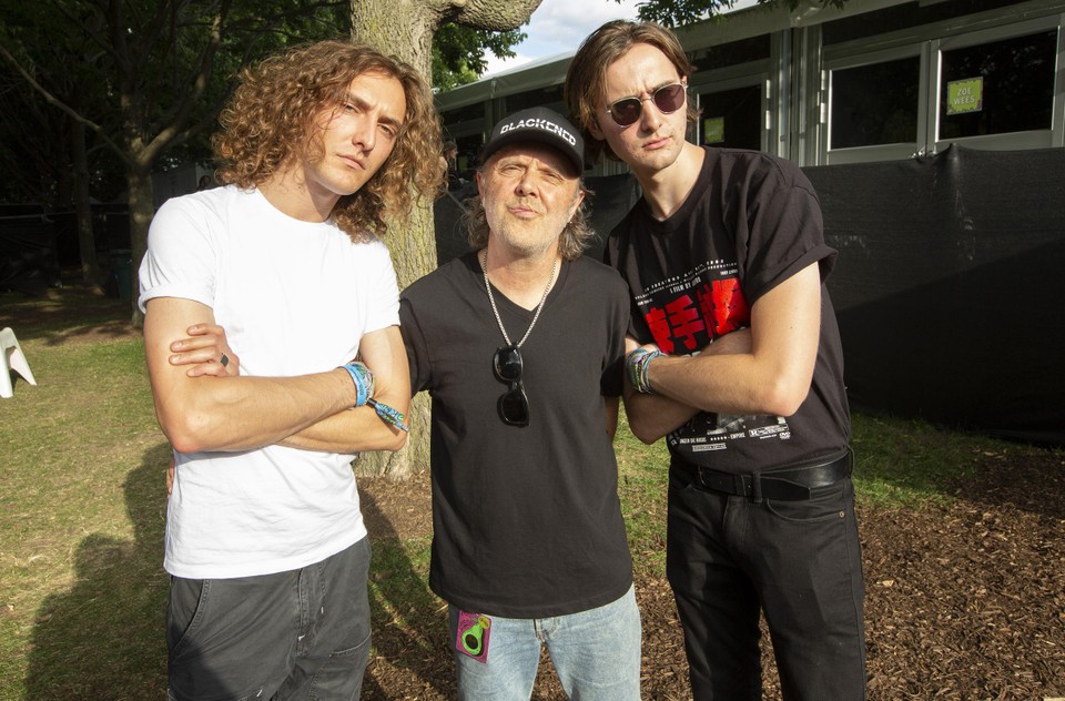 De zonen van Metallica-drummer Lars Ulrich komen binnenkort naar België met hun band Taipei Houston.