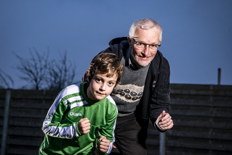 Pierre Dubois en kleinzoon Thibaut: een hart voor atletiek.