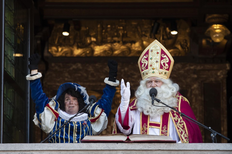 Paradox schattig lijst Sinterklaas aangemeerd in Antwerpen en verwelkomd door burgemeester: “We  zijn er 'dakdagelijks' mee bezig geweest” (Antwerpen) | Het Nieuwsblad  Mobile