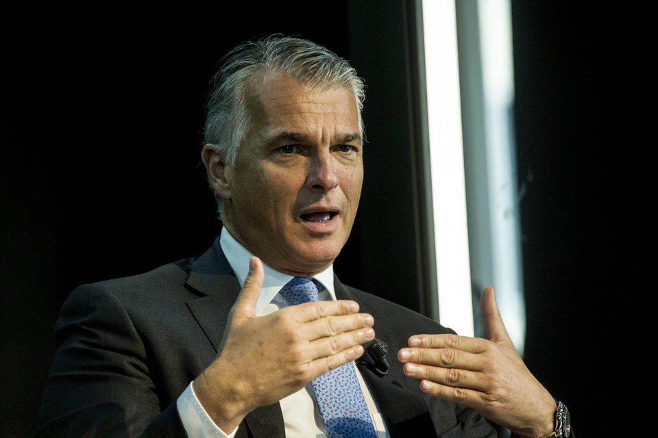 Sergio Ermotti komt opnieuw aan het roer van grootbank UBS.