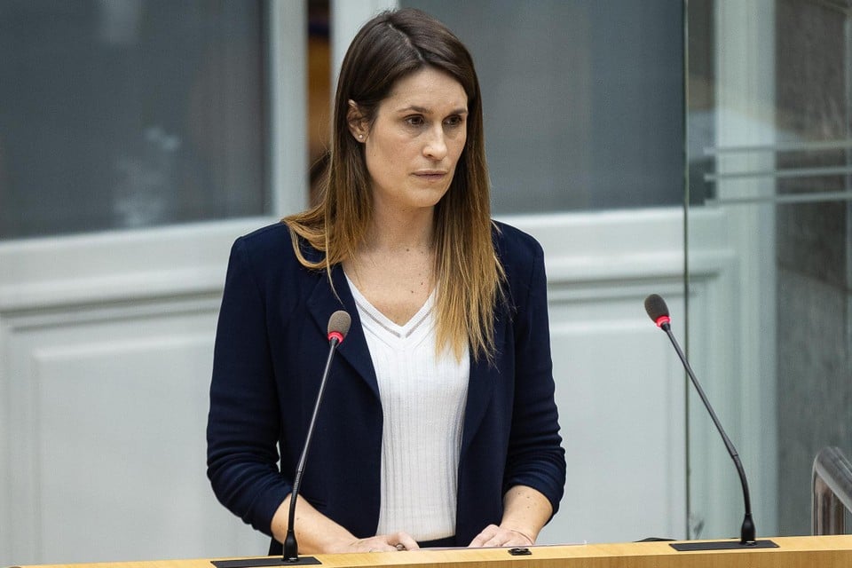 Maaike de Vreese (N-VA) wants to retain alcohol in Federal Parliament: « part of our culture »