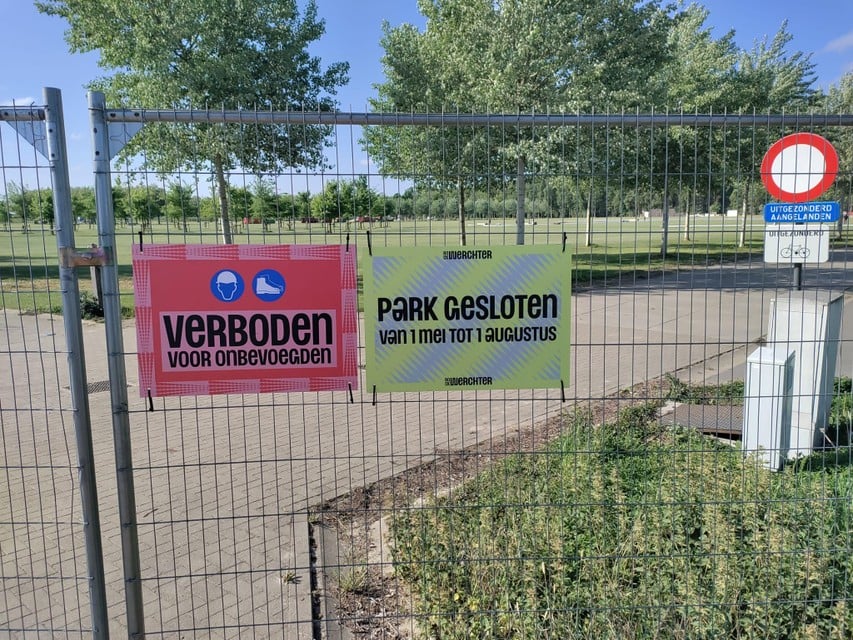 The park is closed for unauthorized persons from 1 May to 1 August.